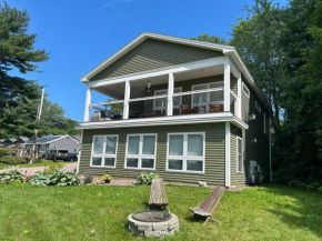 Robert Luxury Lake House #1